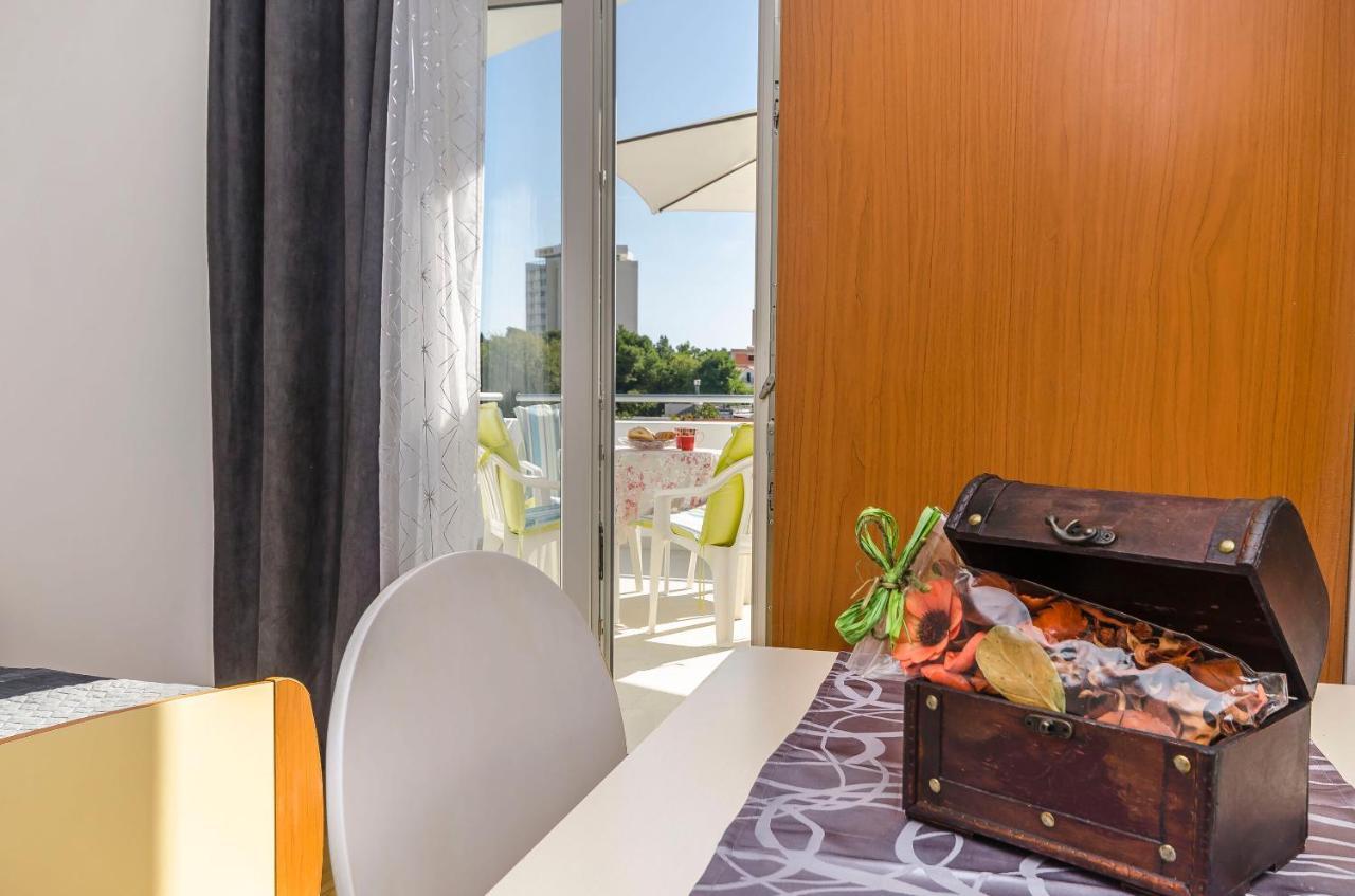 Apartments Manda Vodice Kültér fotó